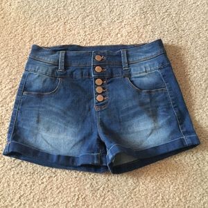 Blue Highwaisted Shorts